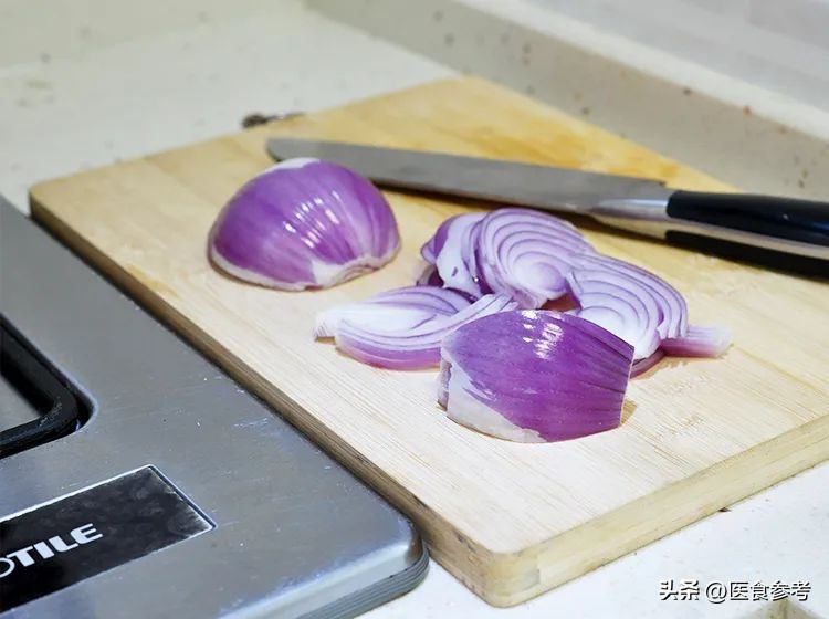 Tips How to cut onions without burning your eyes iNEWS