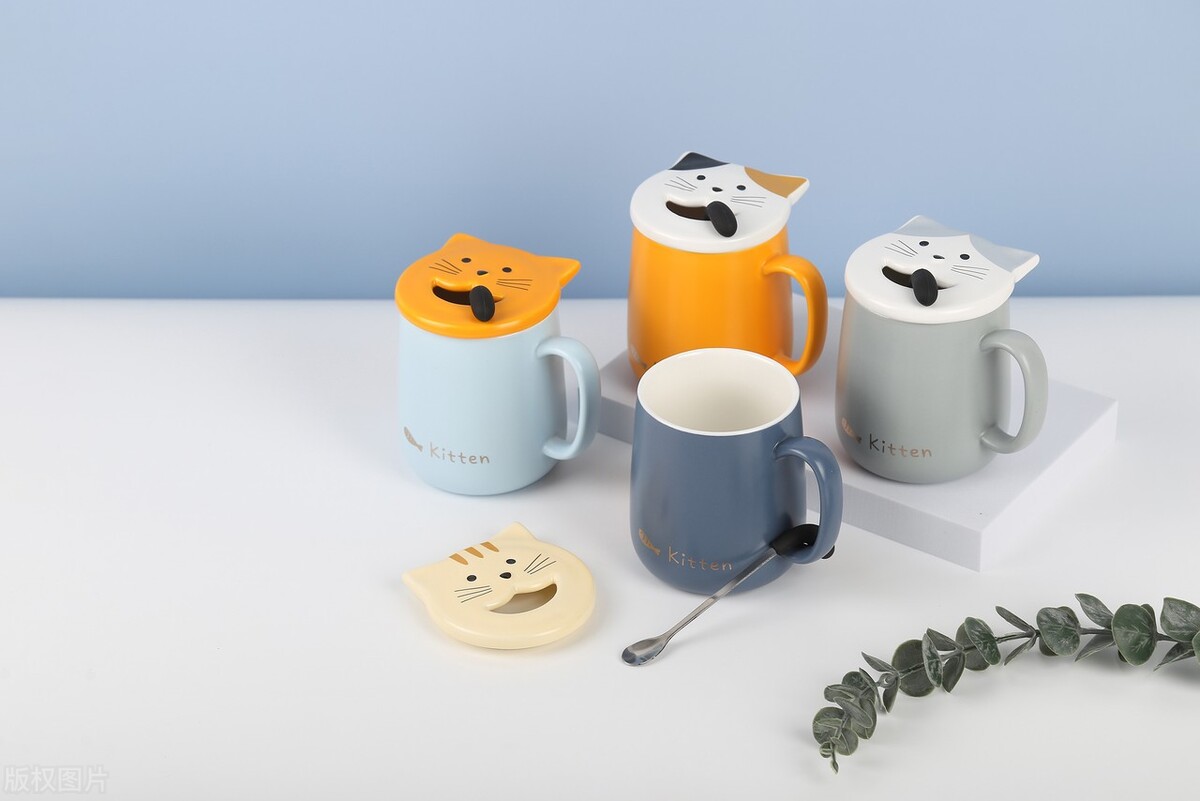 Is drinking hot water in plastic cups harmful? What happens if you