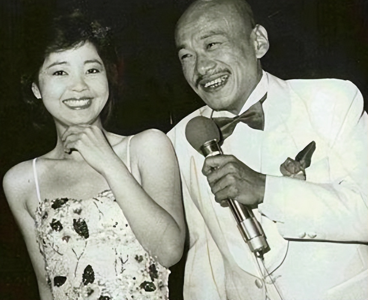 77-year-old Ling Feng has settled abroad and is in good condition!There ...