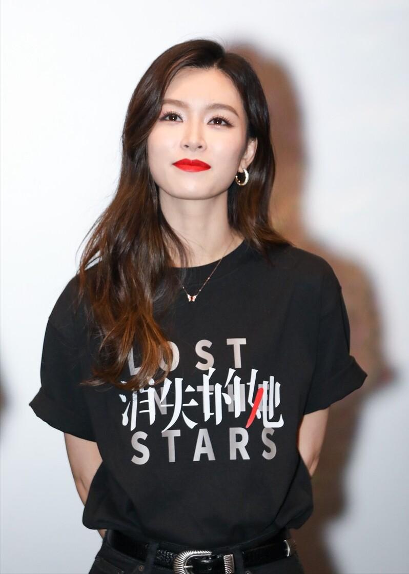 It is not only Zhu Yilong's exaggerated performance that the atypical ...