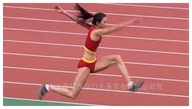 Zeng Rui 13.92 meters! Zeng Rui reversed the Japanese player's last jump and won ...