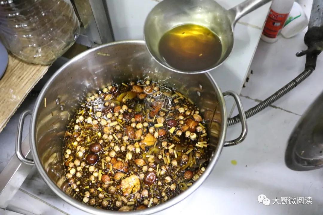 7 chefs share the housekeeping chili sauce! Fried chicken, stewed fish