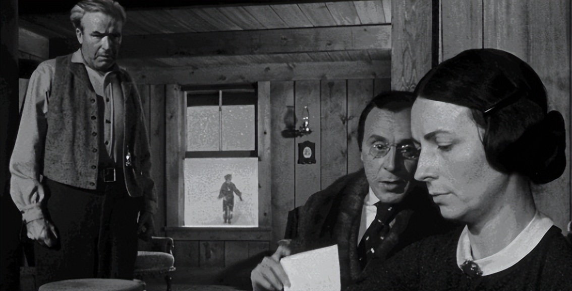 Will the entanglement of power, ambition and loneliness really destroy