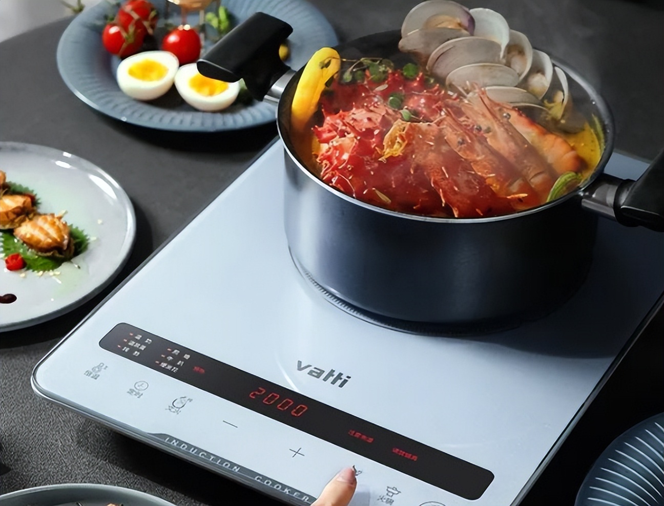 What is the difference between dozens and hundreds of induction cookers