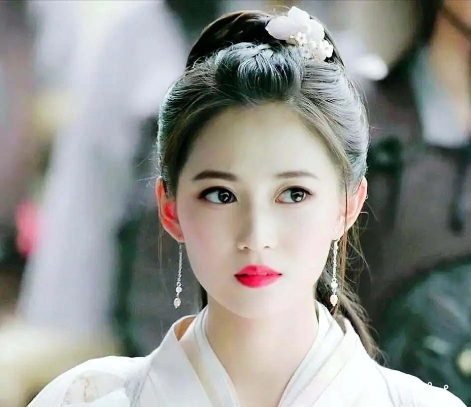 The most beautiful Zhao Min in my heart, Chen Yuqi, what do you think ...