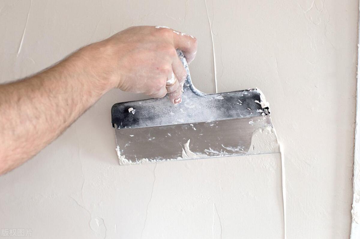 What is the difference between interior wall putty powder and exterior
