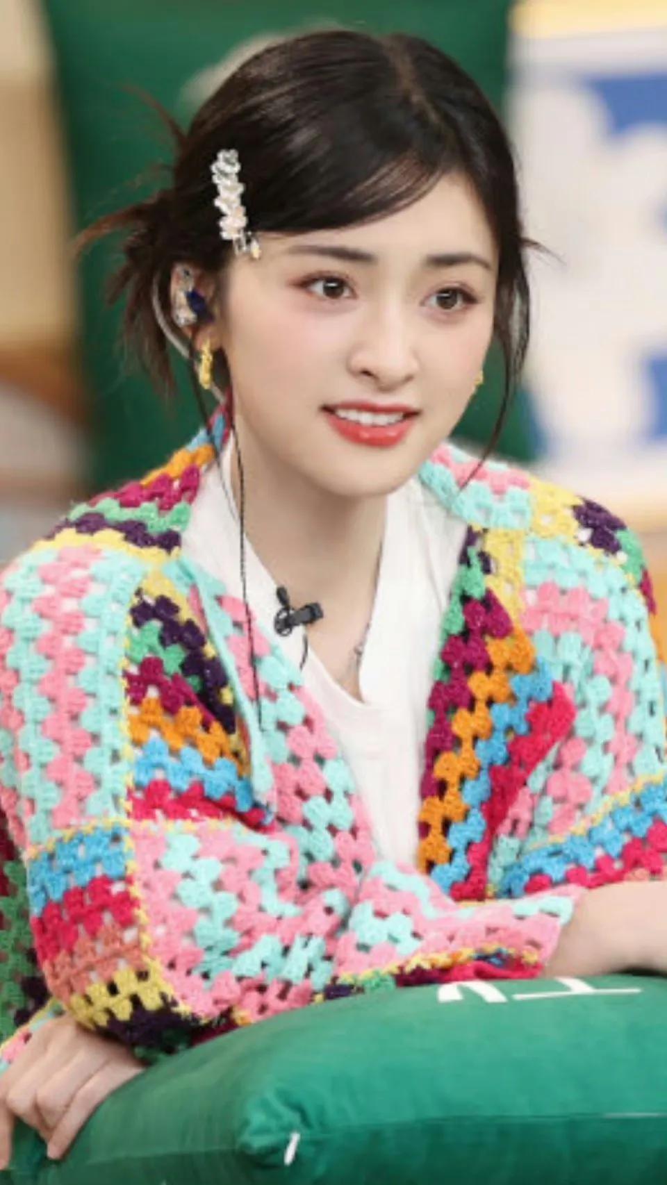 Shen Yue's fairy operation, did you get it? Cut hair style + colorful