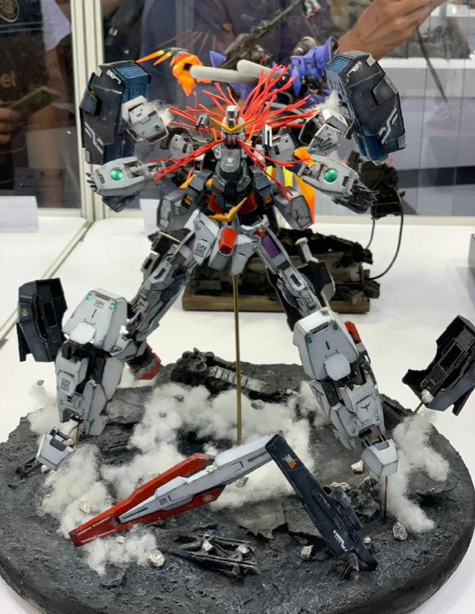 Hong Kong 2022 GBWC Gundam peripheral model excellent display - iNEWS
