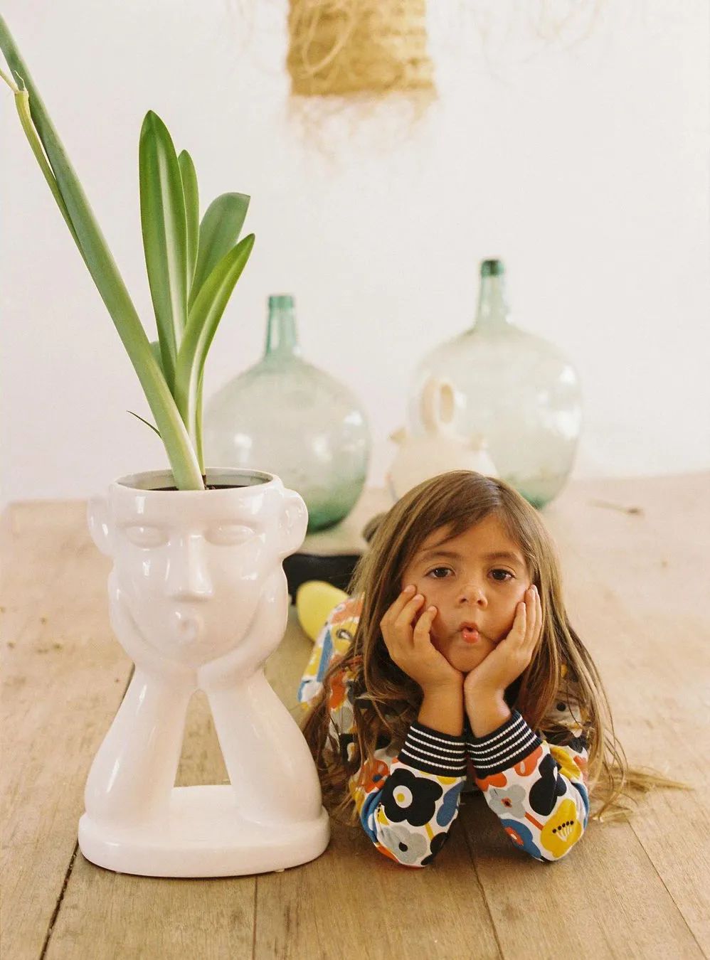 Advantages and disadvantages of film photography and digital