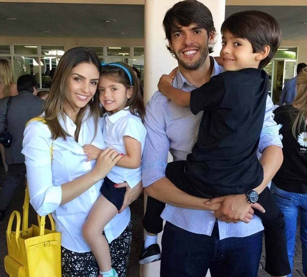 Kaka posted photos to celebrate the birthday of her 12-year-old ...