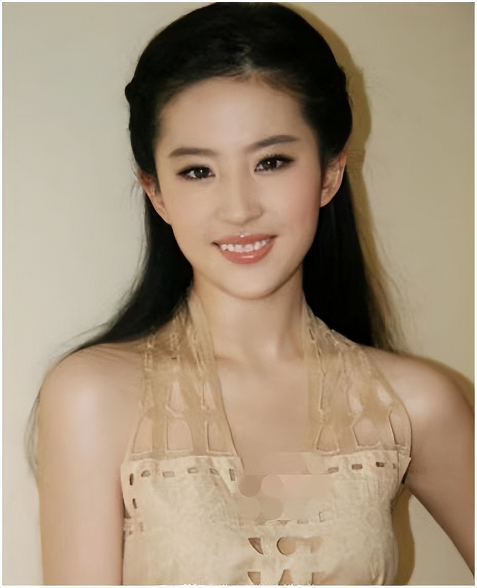 Flat body VS sensual body, Zhou Dongyu, Liu Yifei and others put it ...