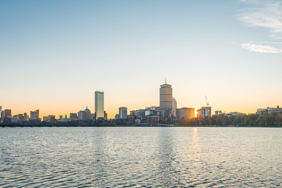 Boston's traditional dress, historical background of the buildings, and ...