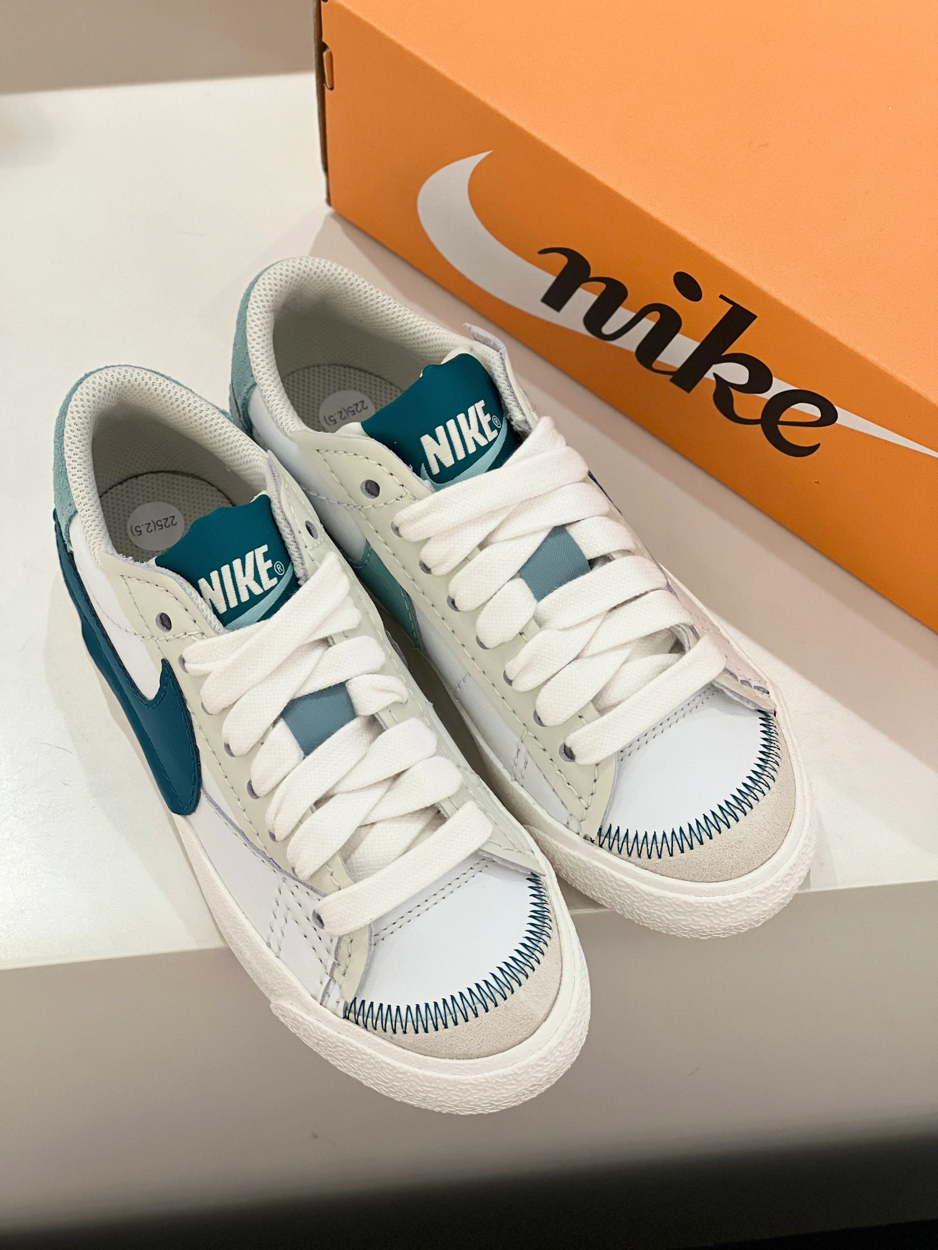 Nike blazer peacock blue color matching is absolutely perfect - iMedia