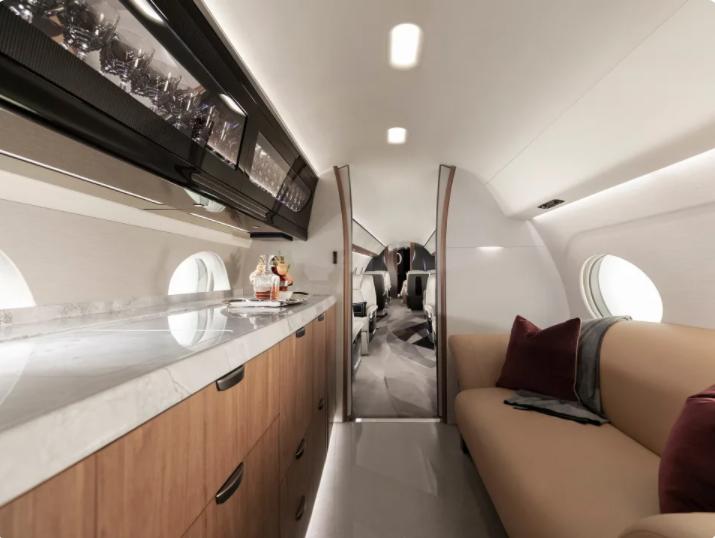 Musk adds a new plane to his collection - the Gulfstream G700 - iNEWS