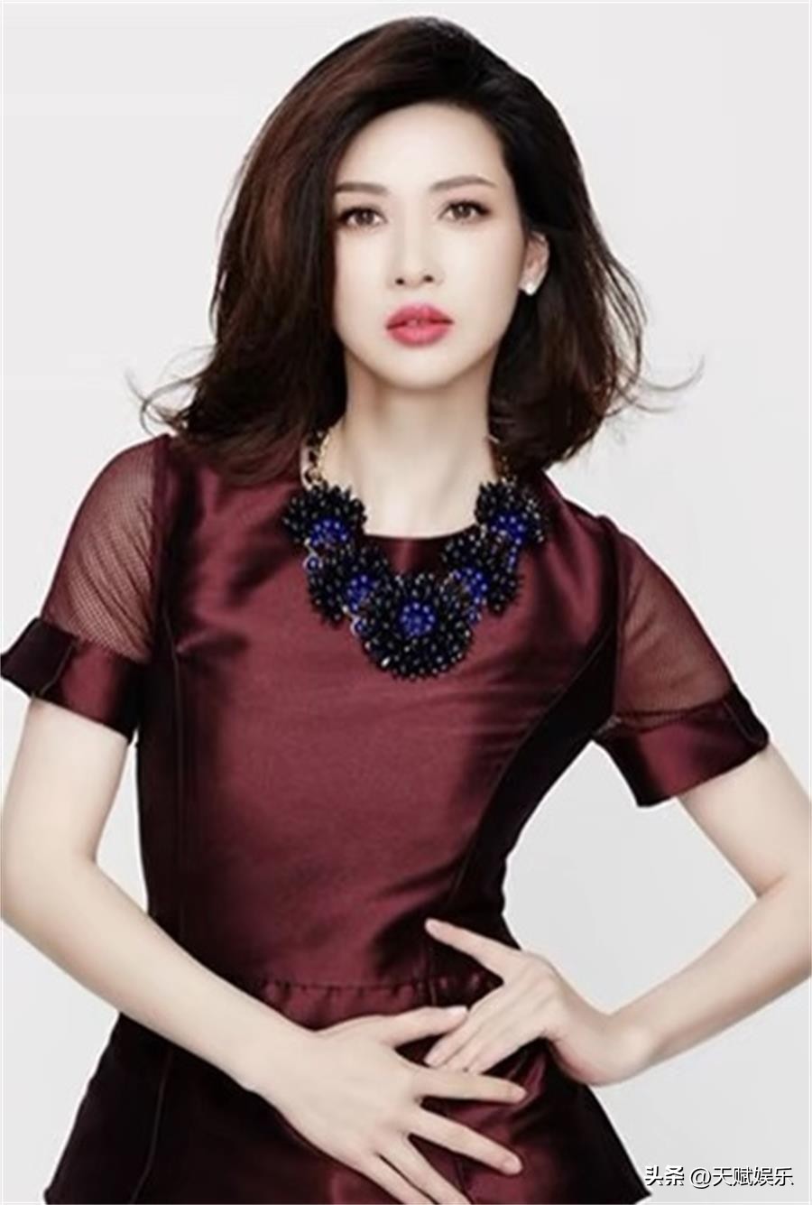 Film and television actress Tong Lei photo album "One" iMedia