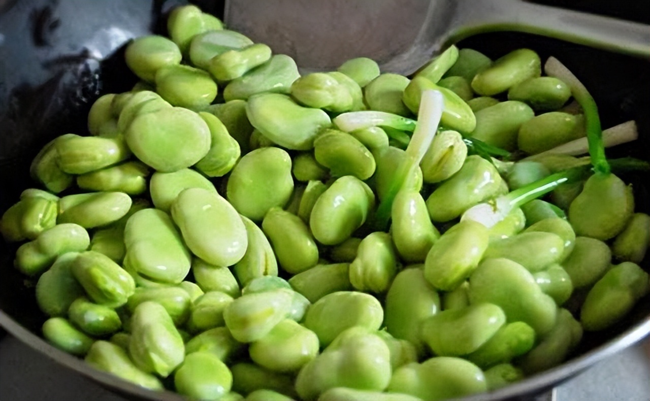 As the old saying goes "Eat 3 beans in autumn and don't worry about