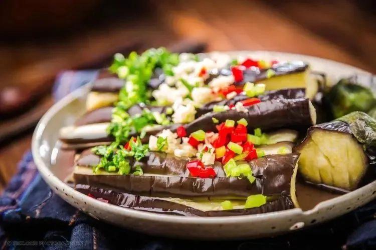 How to make mashed garlic eggplant is delicious and simple, homecooked