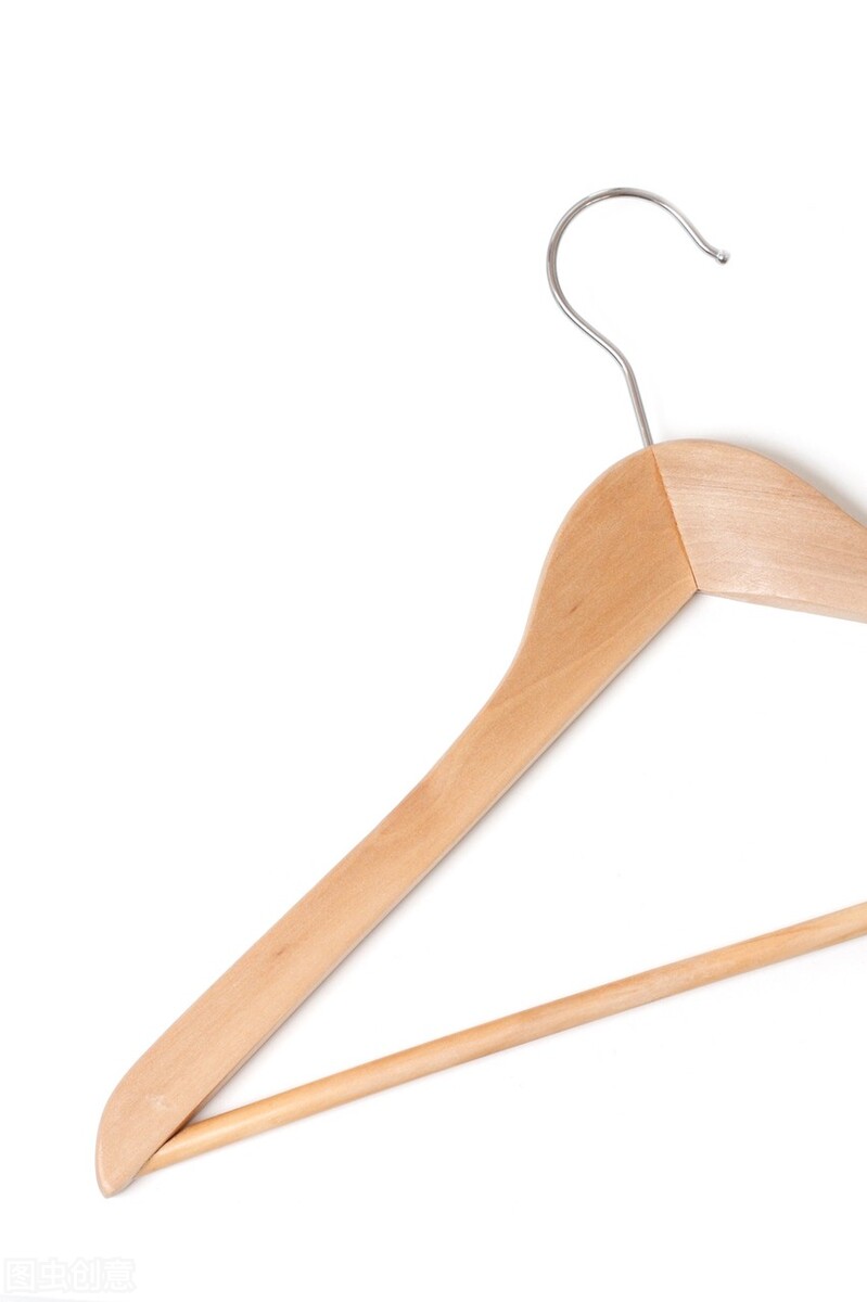 How to store clothes hangers that take up too much space? iNEWS