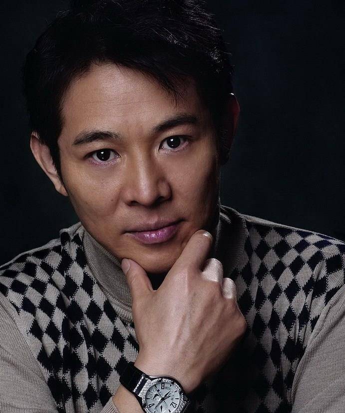 The 60-year-old Jet Li's recent situation is exposed: his face is ...