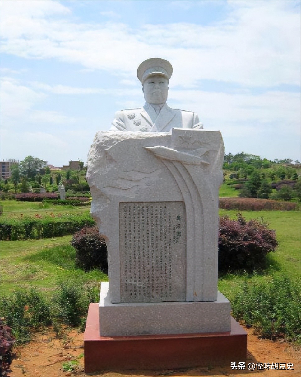 After 30 years of leaving his hometown, Wu Faxian returned to his