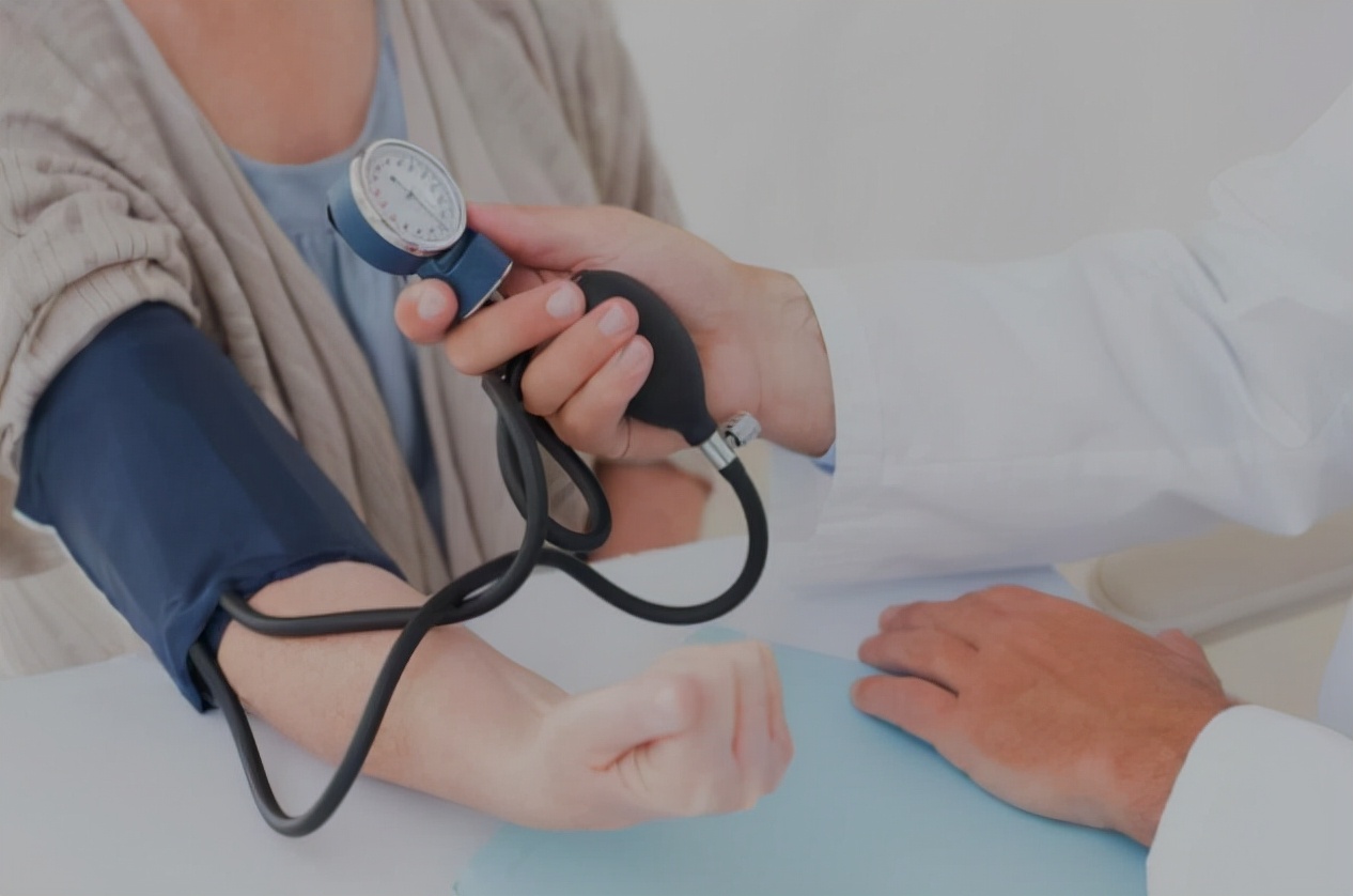 Does eating peanuts for a long time lower or raise blood pressure?The