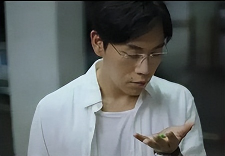 The Hidden Corner: Why did the gentle and honest Zhang Dongsheng become ...