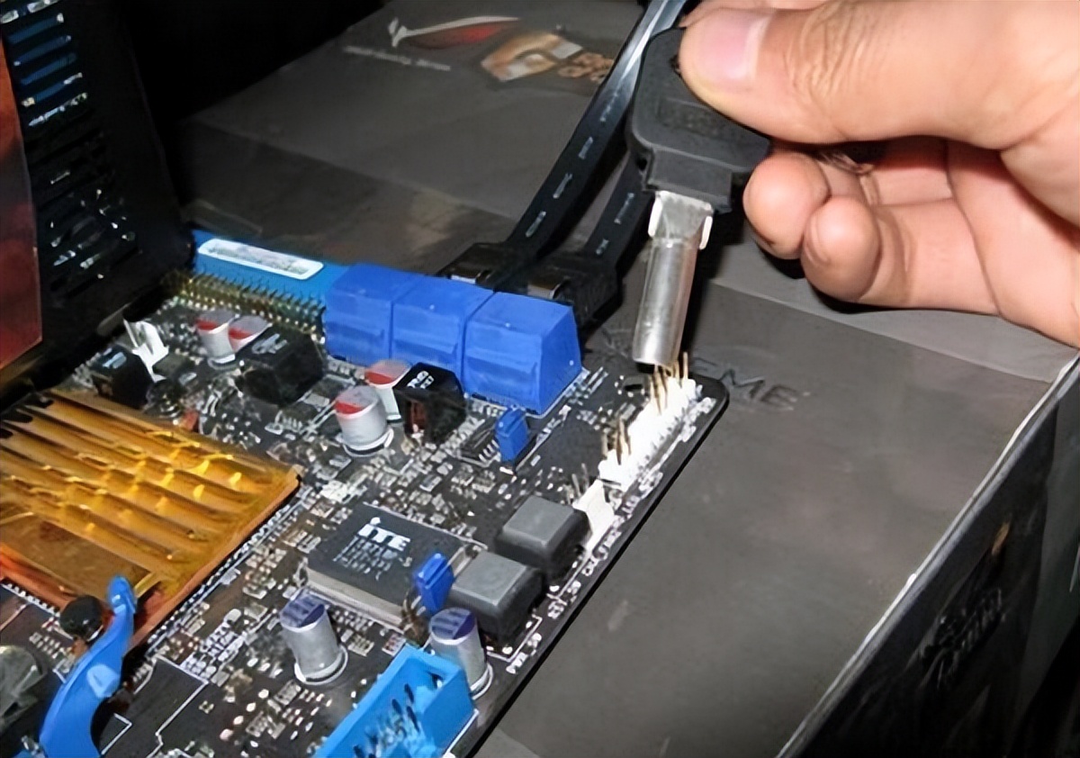 How to determine if the computer motherboard is broken? iNEWS