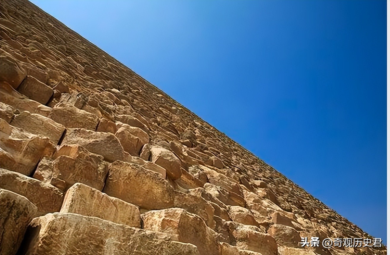 The Cultural Connotation and Historical Value of the Walls of Ancient