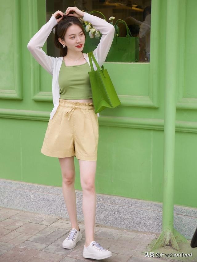 Summer cool dressing guide light material and fashion collocation iNEWS