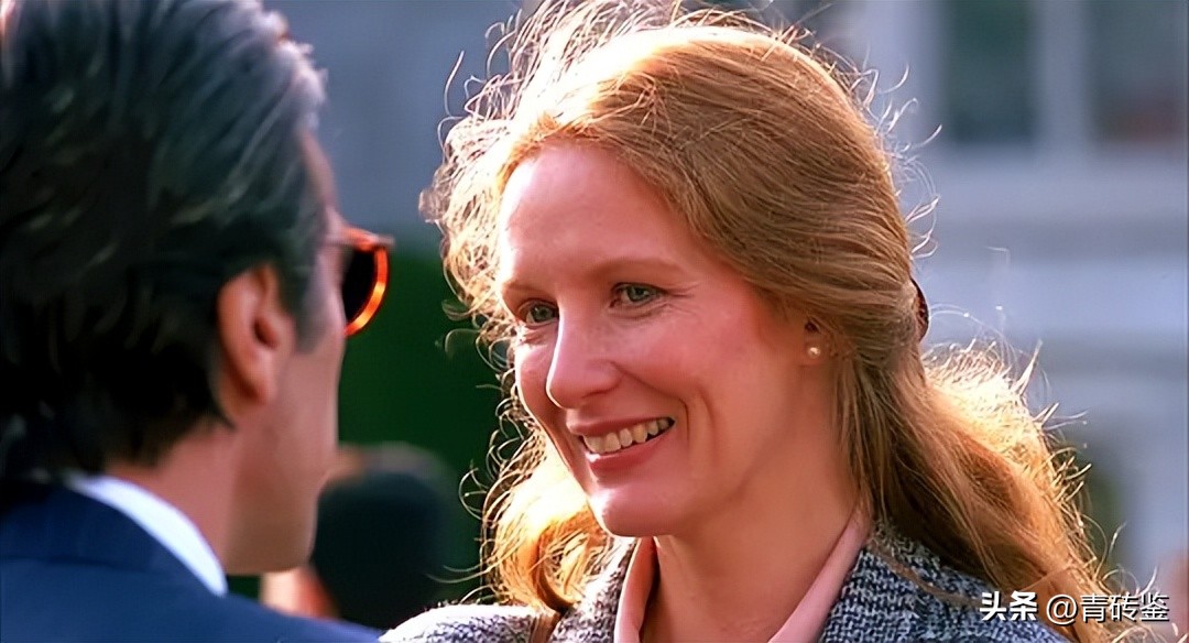 Artistic Expression Techniques of "Scent of a Woman" iNEWS