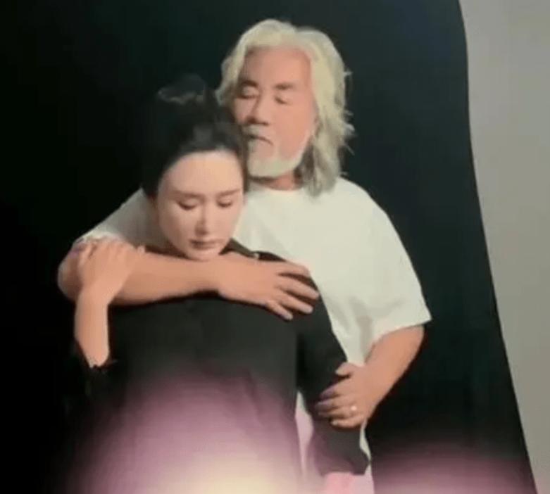 Zhang Jizhong's 72nd birthday party, Du Xinglin invited his girlfriends ...