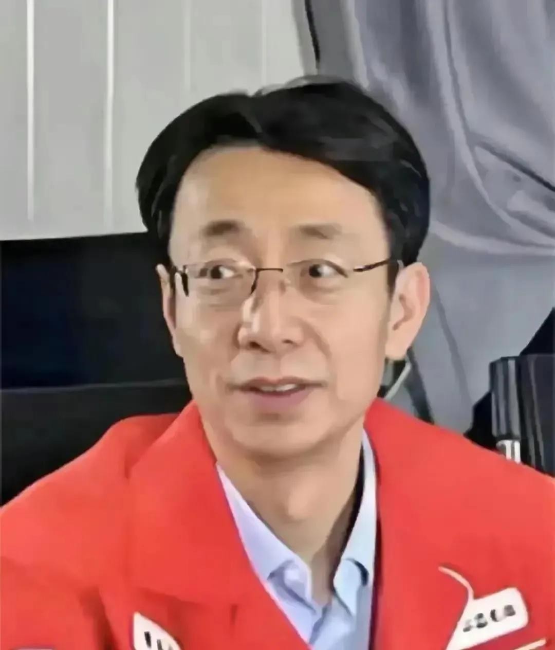 New news from Hand in Hand: Hu Jiyong was dismissed from many positions ...