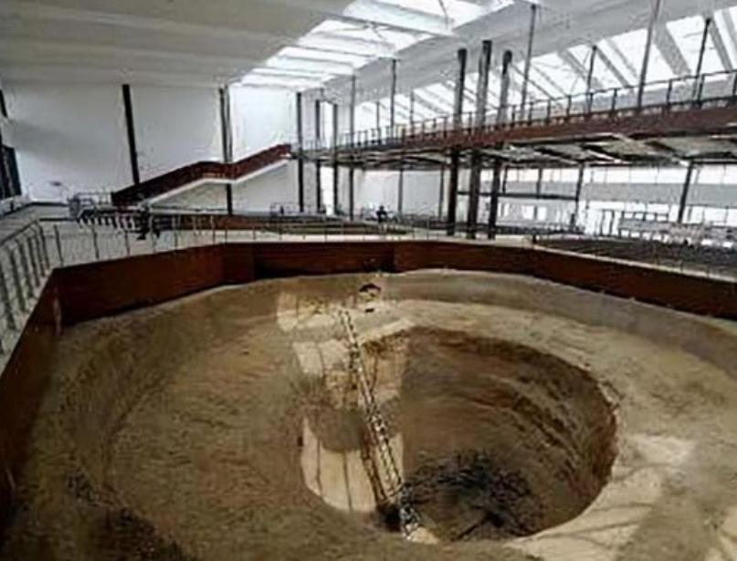 In 1971, when Luoyang excavated Hanjia Cang, it was unexpectedly ...