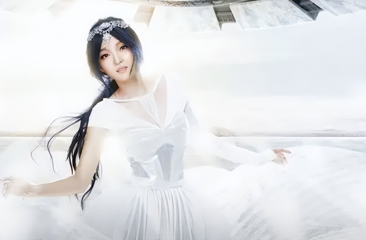 "Invisible Wings" Captured the hearts of thousands of girls and became