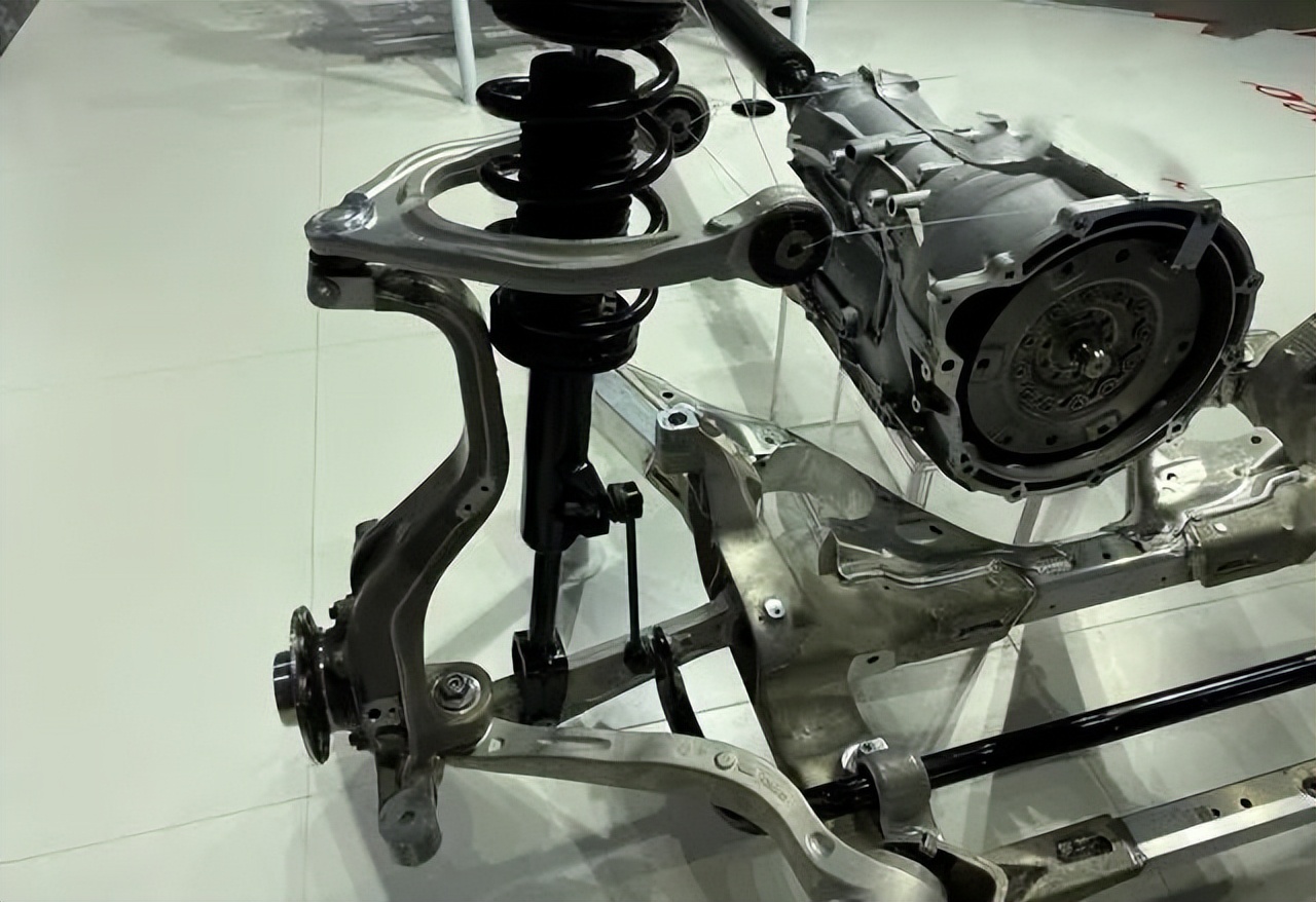 Only the fivelink is the real multilink? What are the advantages and