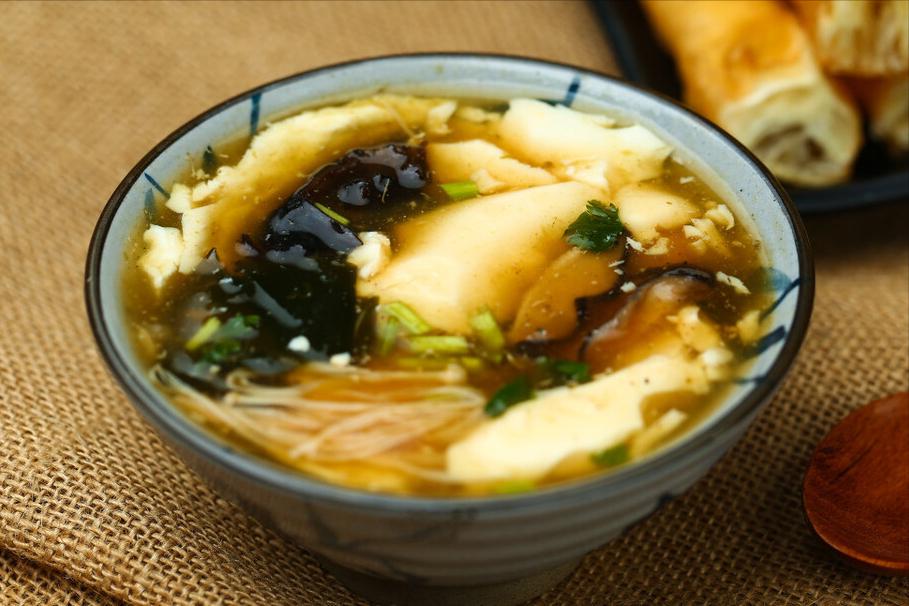 Homemade tofu brain, a pot of beans, fragrant, smooth and delicate