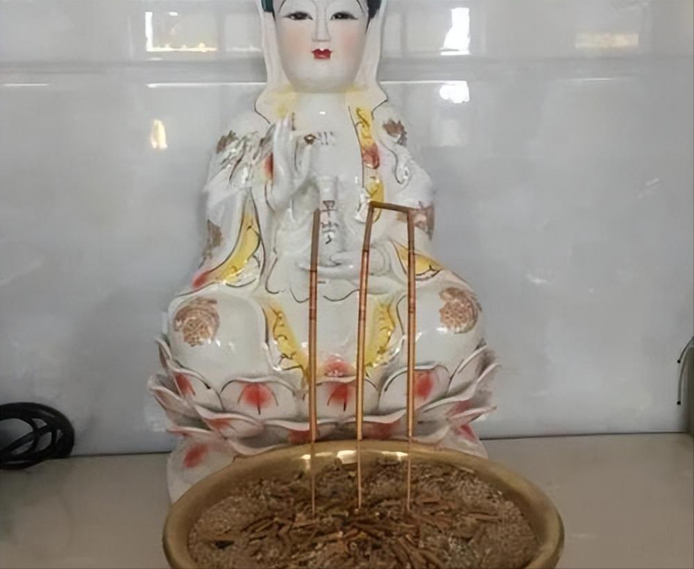 Do you have incense ash left over from burning? Sprinkle a handful on