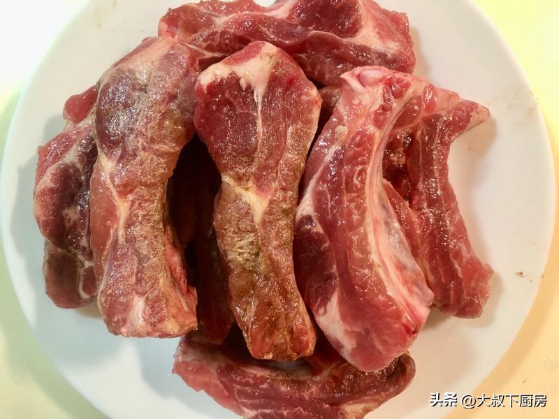 The ribs are so delicious in this way, it is easy to fry at home