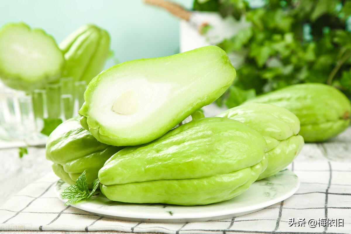 As the saying goes Autumn melon is bad for the belly, and these "three