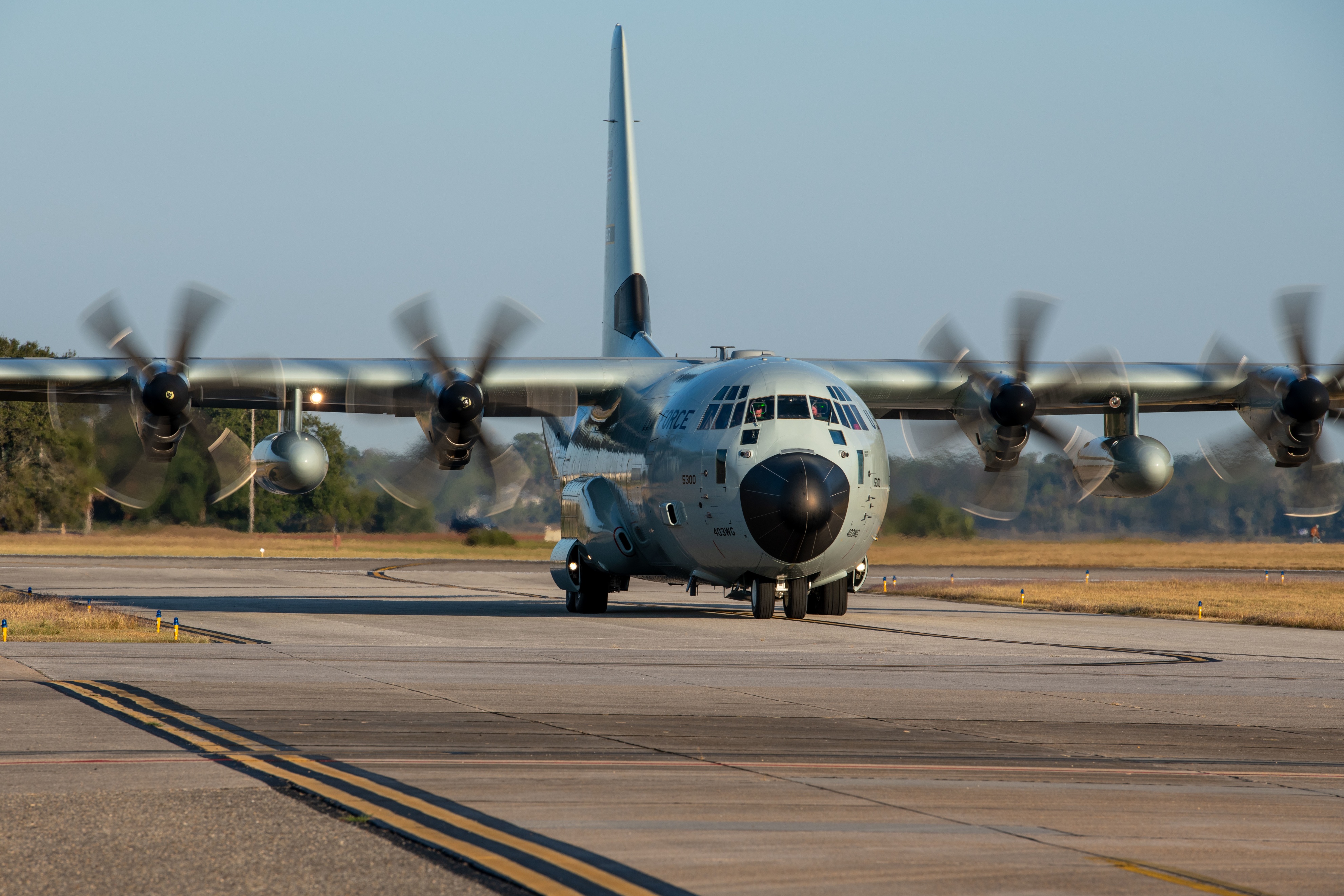 53rd Weather Reconnaissance Squadron taxiing on runway WC-130J - iNEWS