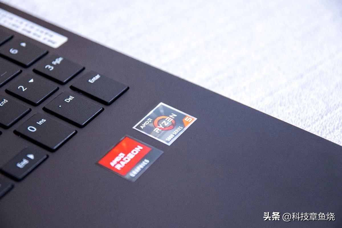 It's coming, it's coming, LG's new line of LG Ultra PCs - iNEWS