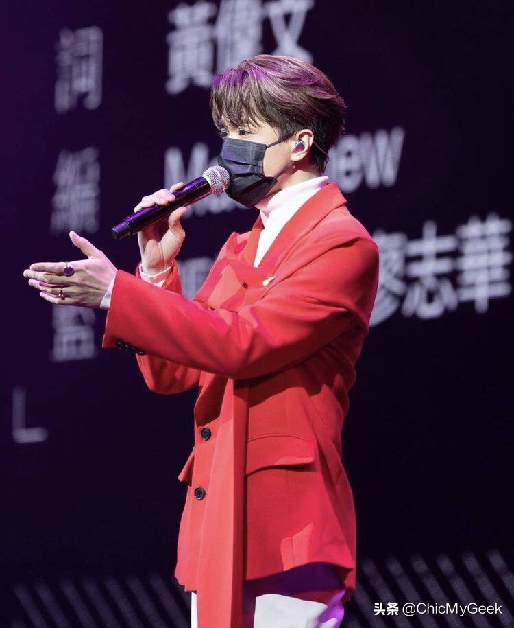 Henry Zhang revealed that he had suffered from severe depression and