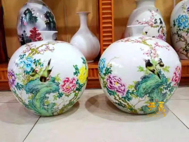 Tianjing Porcelain Ding Guorong: Jingdezhen Ceramic Art, Creating a ...