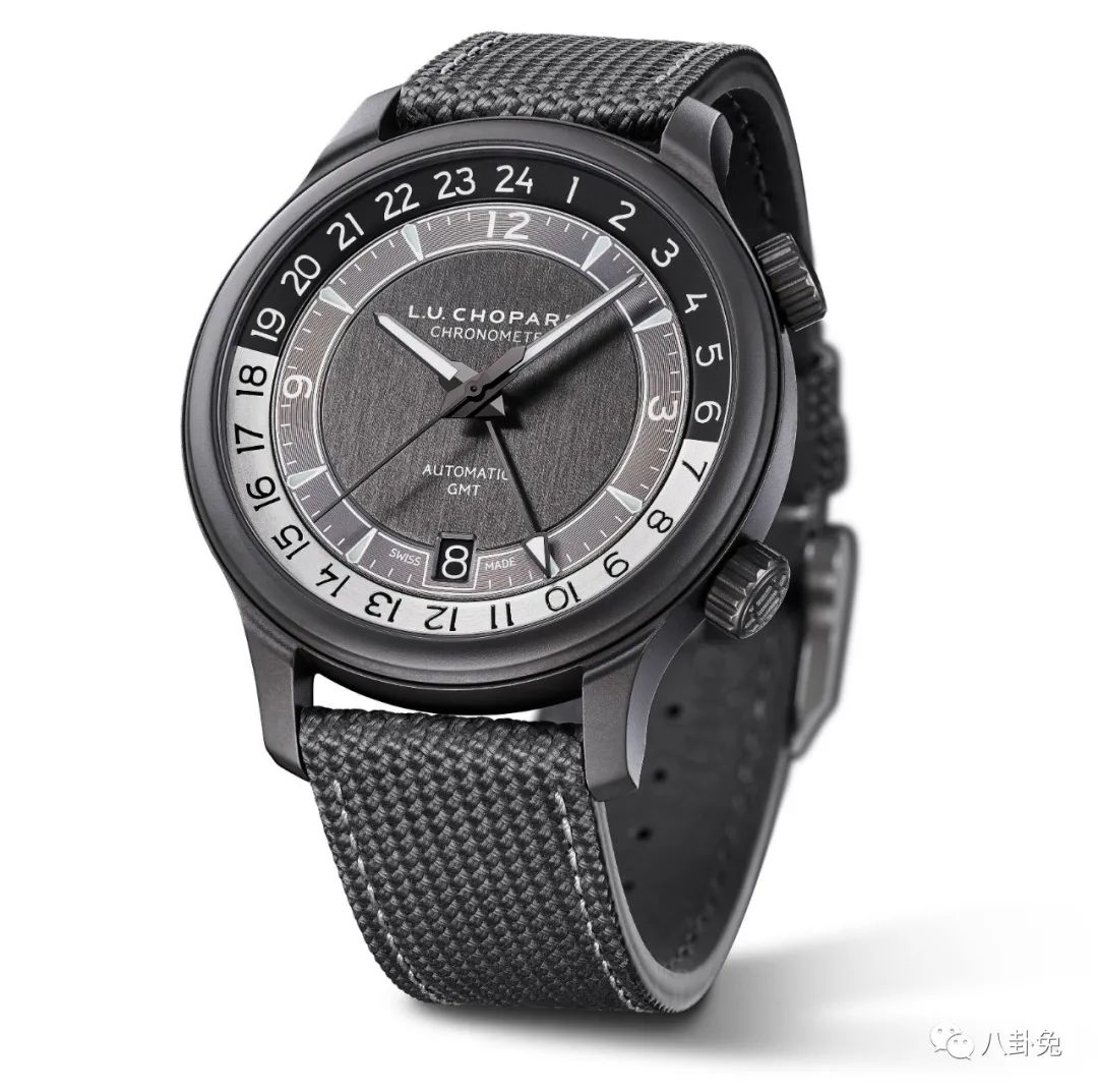100,000 time zone watch, 300,000 retrograde, some happiness is given by ...