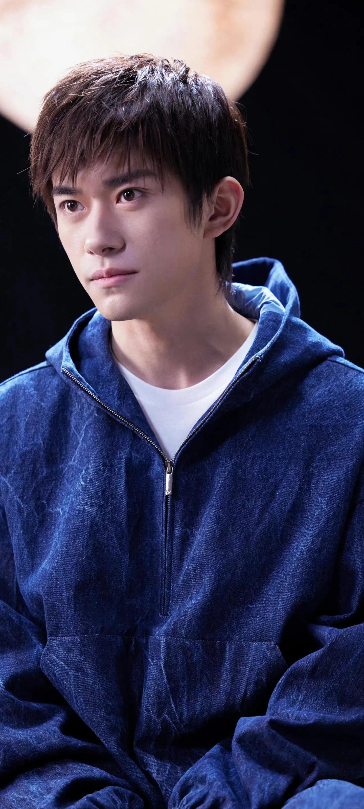Handsome Actor Series - Yi Yang Qianxi - iMedia