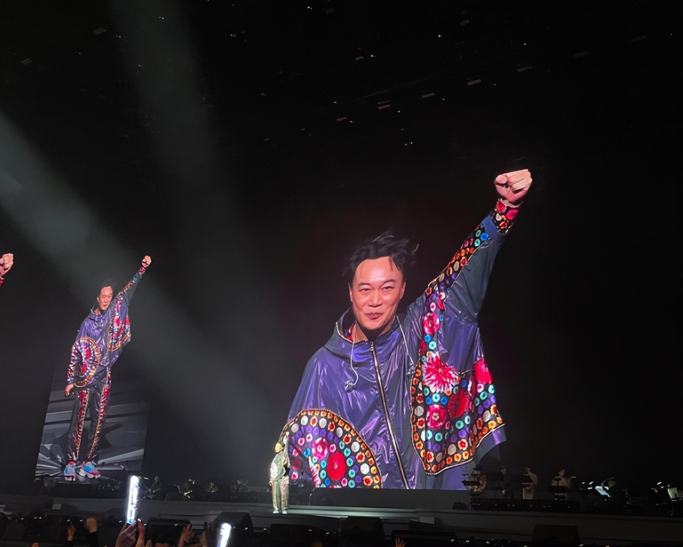 All the stars appeared in Eason Chan's concert!Lu Haipeng made his ...