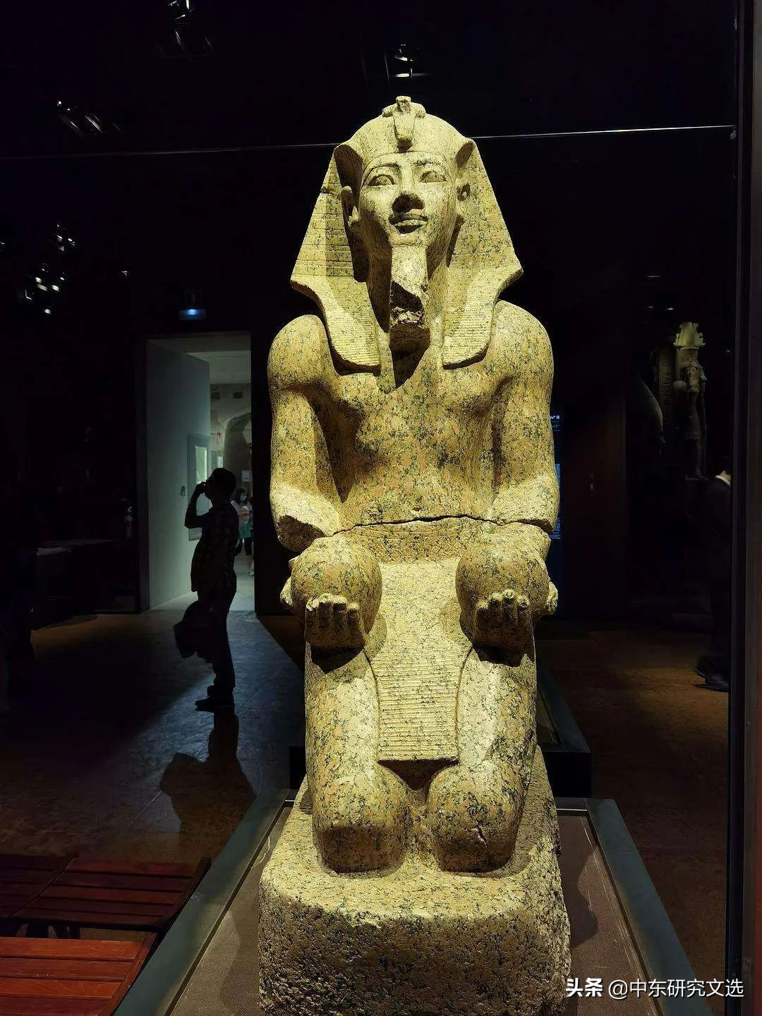 Expression techniques of ancient egyptian sculpture art - iNEWS