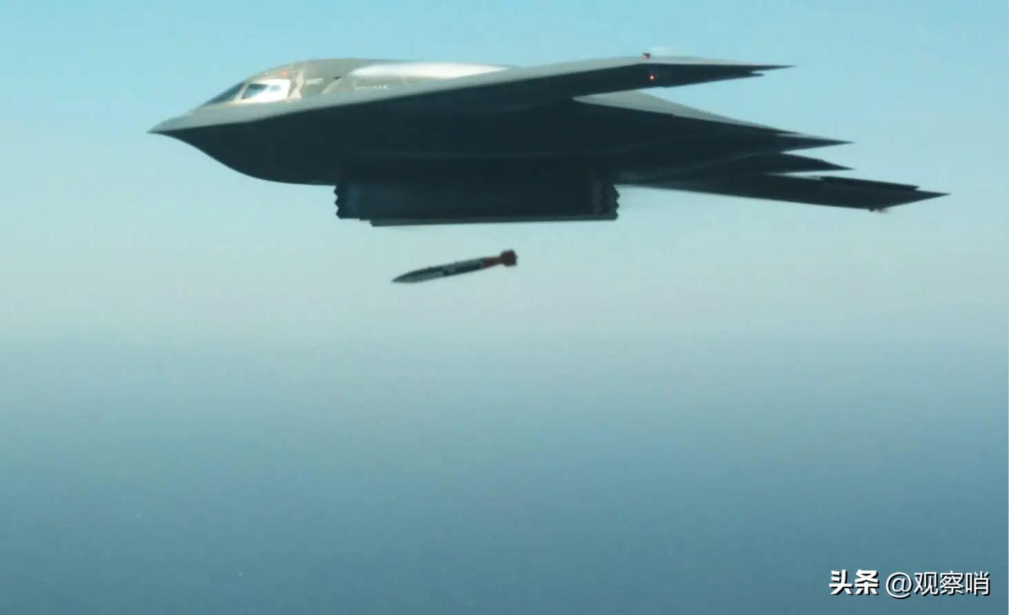 B-2 Stealth Bomber, Equipped With Stealth JASSM-ER Cruise Missile, Will ...