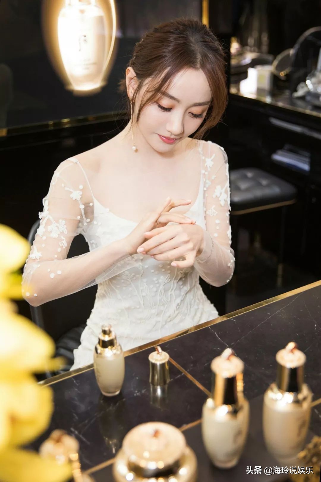 Yang Rong, a 41-year-old 