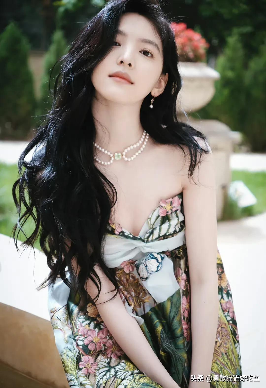 Zhang Ruonan - iNEWS